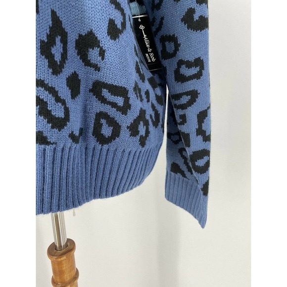 NWT Allie and Rob Animal Print Blue Sweater Petite XL 3 Quarter Sleeves - Picture 11 of 12